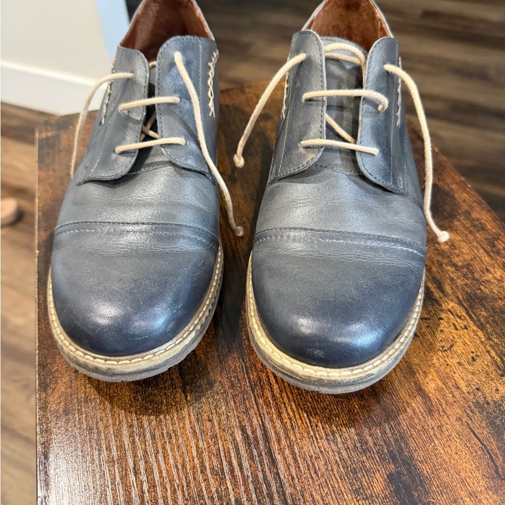 Women's Lace-Up Leather Flats - Slate Blue - Size 41
